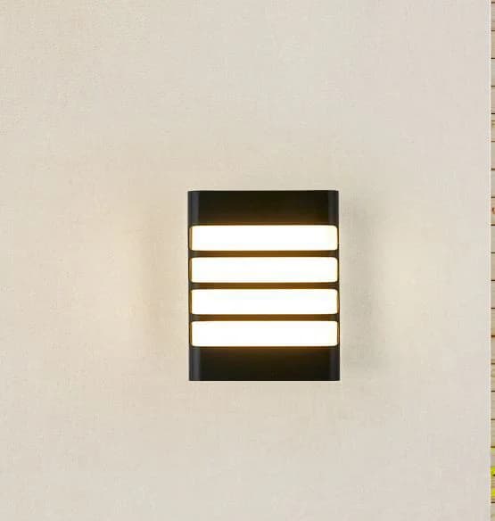 2402-wall-lamp-1.webp